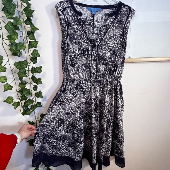 Vera Wang Sleeveless Midi Purple & White A-Line Flowered Dress - Picture 11 of 16